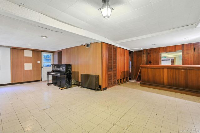 12 E Wheeler Place E, West Nyack, NY 10994