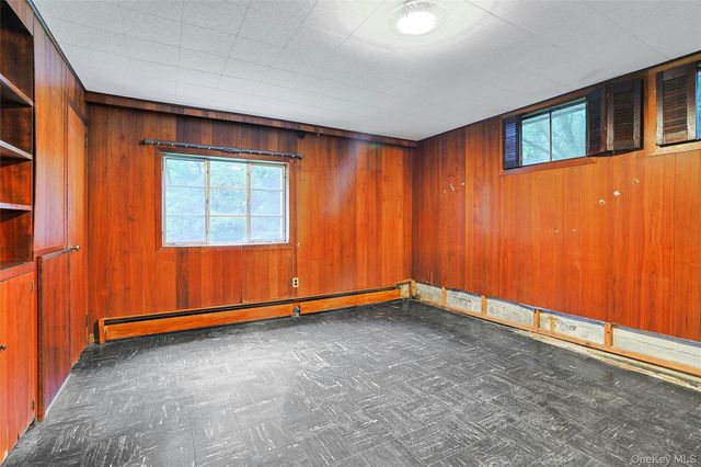 12 E Wheeler Place E, West Nyack, NY 10994