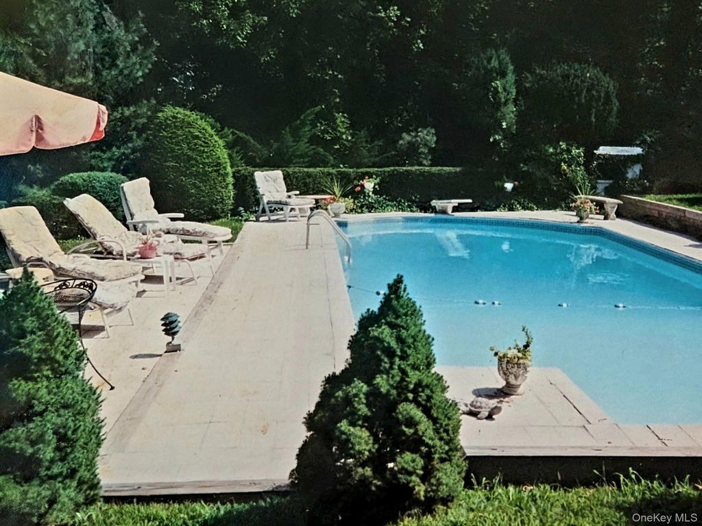 12 E Wheeler Place E, West Nyack, NY 10994 — photo 5