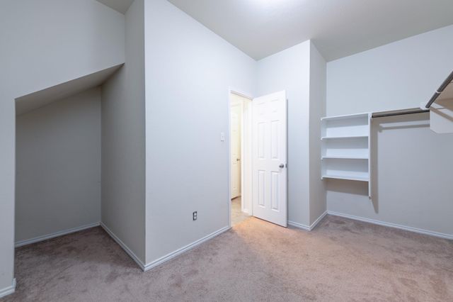 305 Talon Grasp TRL, Leander, TX 78641