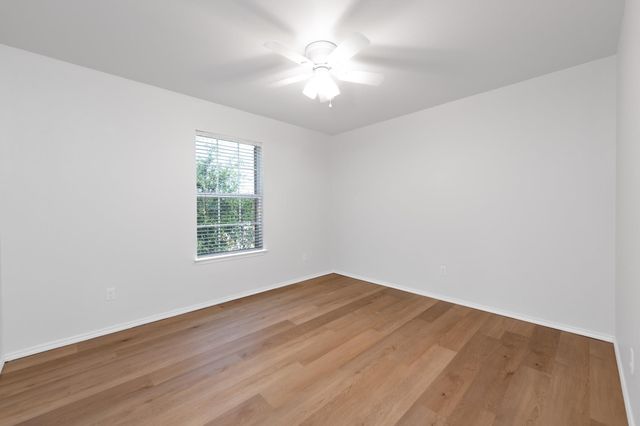 305 Talon Grasp TRL, Leander, TX 78641