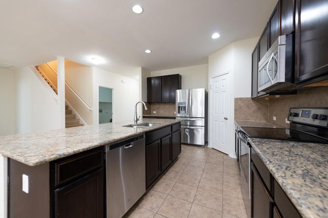 305 Talon Grasp TRL, Leander, TX 78641