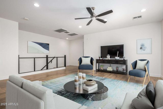 13713 W HARVEST Avenue, Litchfield Park, AZ 85340