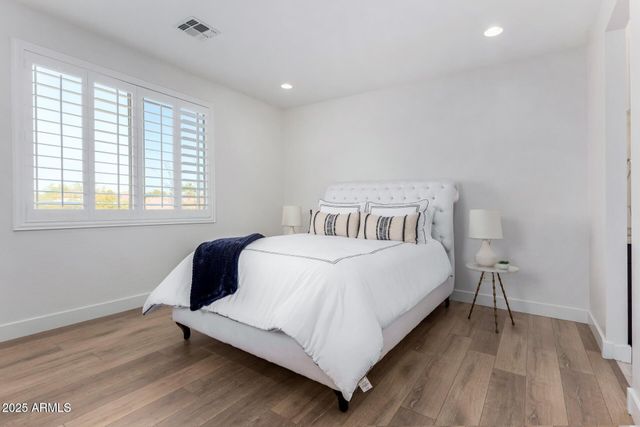 13713 W HARVEST Avenue, Litchfield Park, AZ 85340