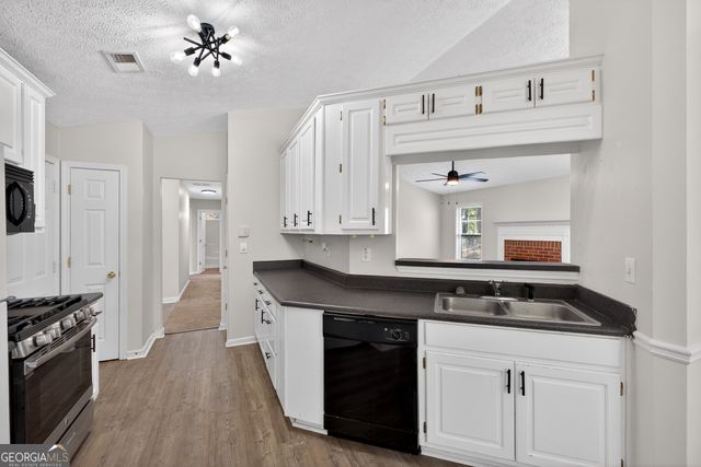 222 Eagles Crest Court, Mcdonough, GA 30253