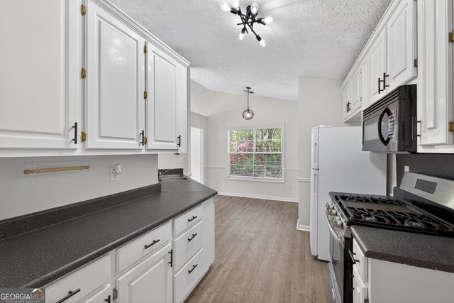 222 Eagles Crest Court, Mcdonough, GA 30253