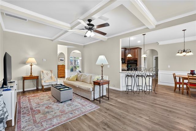 207 E Deer Drive, Greenville, SC 29611