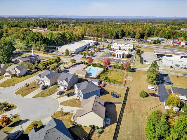 207 E Deer Drive, Greenville, SC 29611