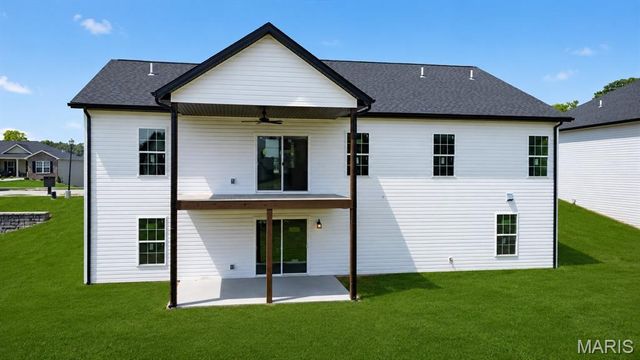 1227 Ole Town Bridge Drive, O'fallon, IL 62269