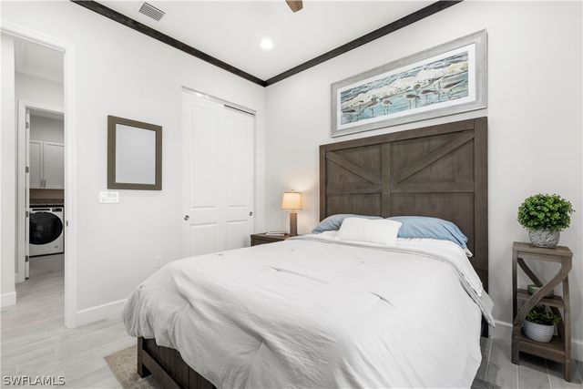 7281 Saona CT, Naples, FL 34113