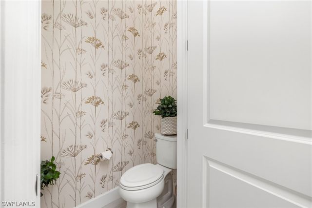 7281 Saona CT, Naples, FL 34113