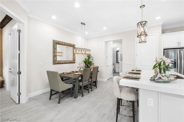 7281 Saona CT, Naples, FL 34113