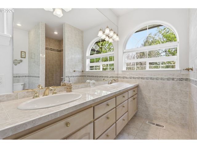 804 Nw 297TH Cir, Ridgefield, WA 98642