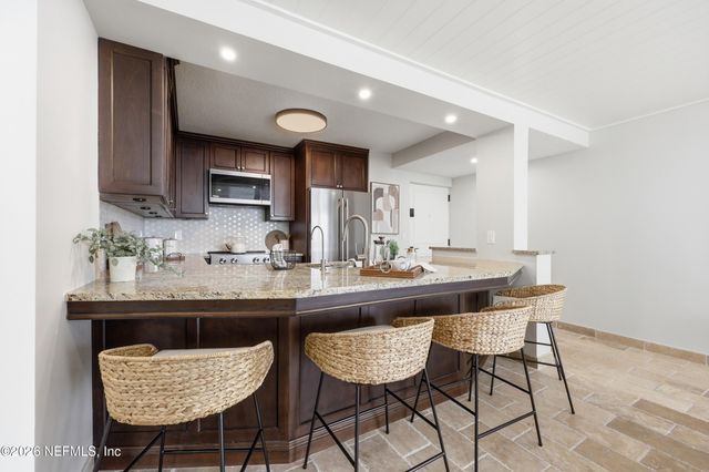2200 OCEAN Drive S 4A, Jacksonville Beach, FL 32250