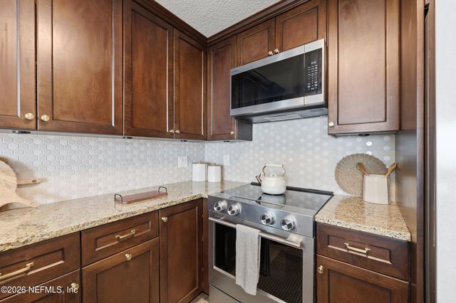 2200 OCEAN Drive S 4A, Jacksonville Beach, FL 32250