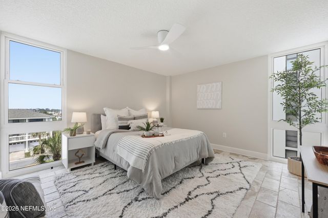 2200 OCEAN Drive S 4A, Jacksonville Beach, FL 32250