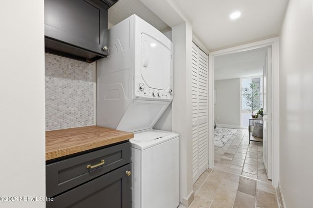 2200 OCEAN Drive S 4A, Jacksonville Beach, FL 32250