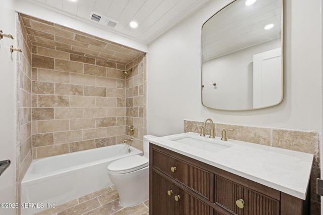 2200 OCEAN Drive S 4A, Jacksonville Beach, FL 32250