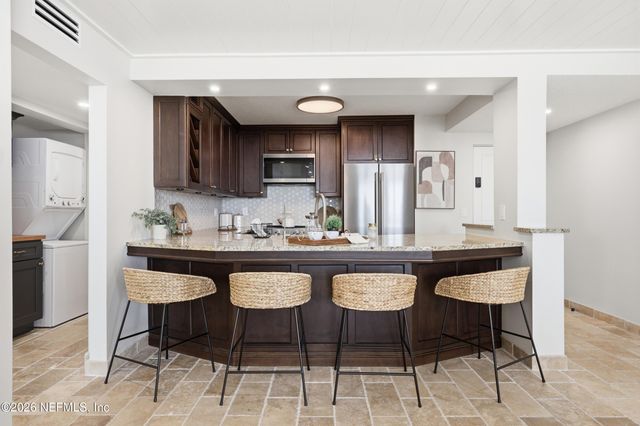2200 OCEAN Drive S 4A, Jacksonville Beach, FL 32250