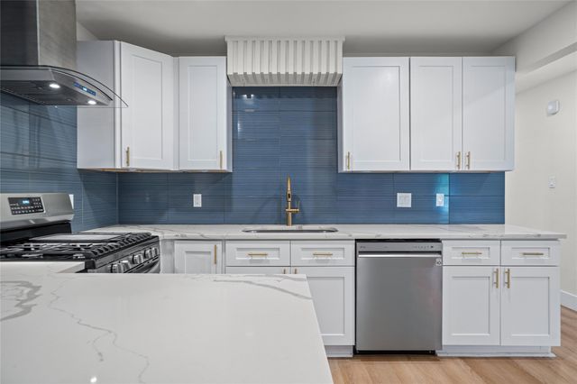 2400 Broken Oak DR, Austin, TX 78745