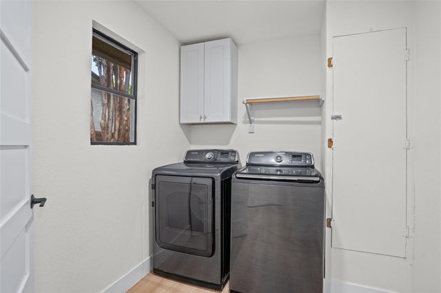 2400 Broken Oak DR, Austin, TX 78745