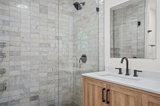 2400 Broken Oak DR, Austin, TX 78745