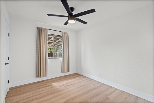 2400 Broken Oak DR, Austin, TX 78745