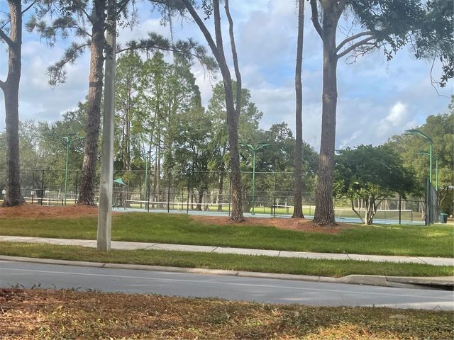 9481 HIGHLAND OAK DRIVE 1404, Tampa, FL 33647