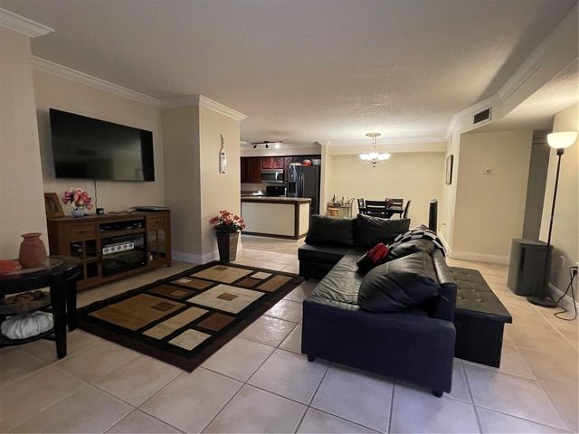 9481 HIGHLAND OAK DRIVE 1404, Tampa, FL 33647