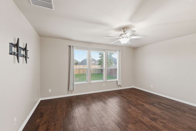 2208 Gregory Creek Drive, Little Elm, TX 75068