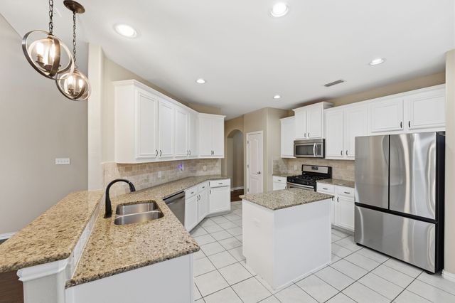 2208 Gregory Creek Drive, Little Elm, TX 75068