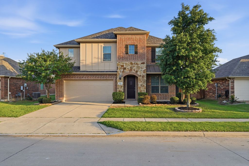 2208 Gregory Creek Drive, Little Elm, TX 75068