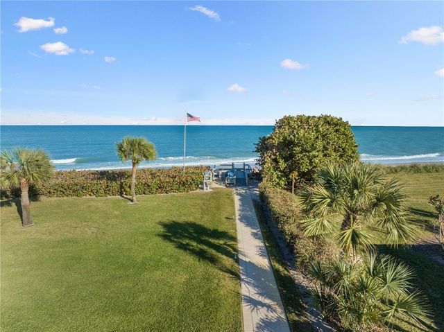 935 Sea Watch Lane, Vero Beach, FL 32963