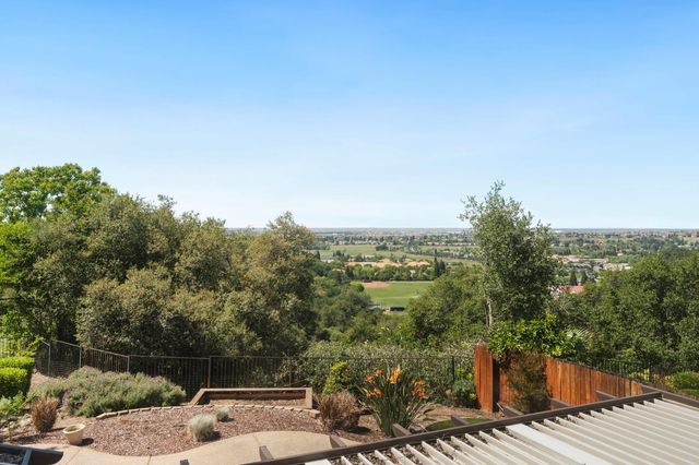 5113 Wedgewood Way, Rocklin, CA 95765