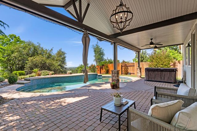 5113 Wedgewood Way, Rocklin, CA 95765