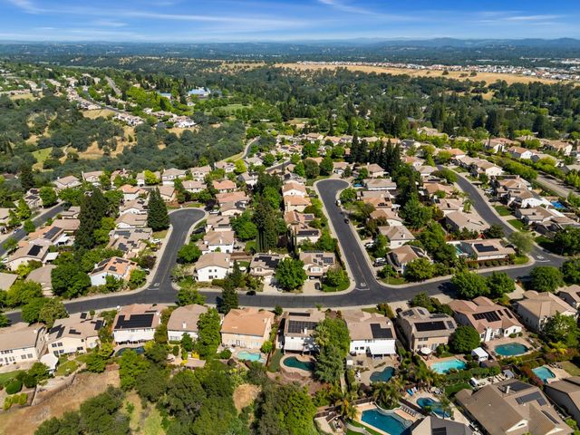 5113 Wedgewood Way, Rocklin, CA 95765