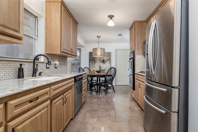 3615 Yorkshire Drive, Arlington, TX 76013