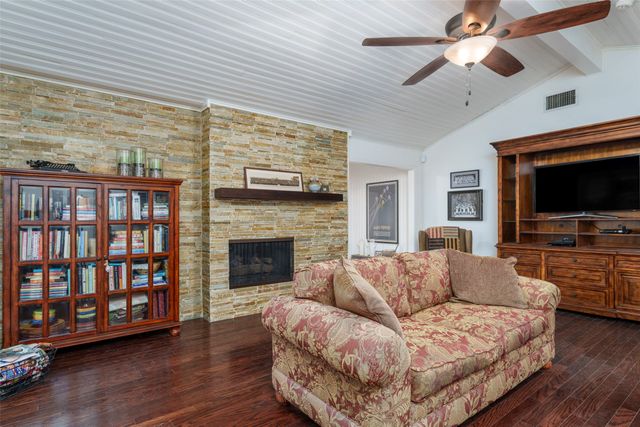 3615 Yorkshire Drive, Arlington, TX 76013