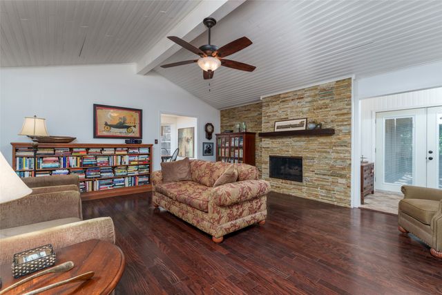 3615 Yorkshire Drive, Arlington, TX 76013