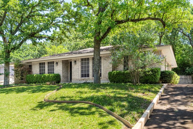 3615 Yorkshire Drive, Arlington, TX 76013