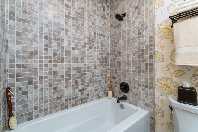 3615 Yorkshire Drive, Arlington, TX 76013
