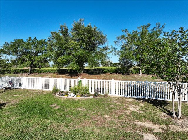 817 LAUREL VIEW WAY, Groveland, FL 34736