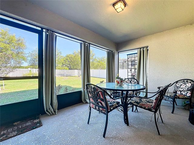 817 LAUREL VIEW WAY, Groveland, FL 34736