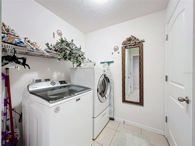 817 LAUREL VIEW WAY, Groveland, FL 34736