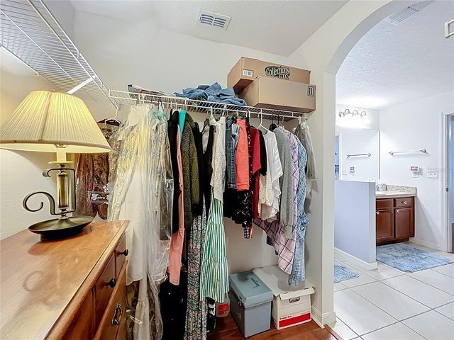 817 LAUREL VIEW WAY, Groveland, FL 34736