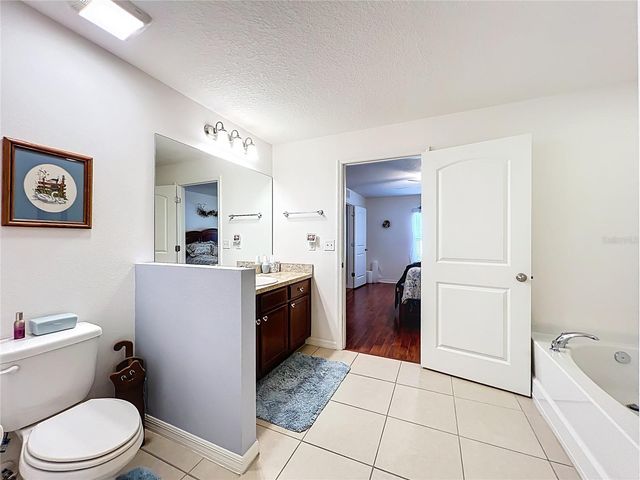 817 LAUREL VIEW WAY, Groveland, FL 34736