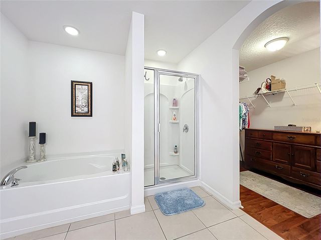 817 LAUREL VIEW WAY, Groveland, FL 34736