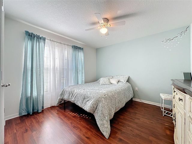 817 LAUREL VIEW WAY, Groveland, FL 34736