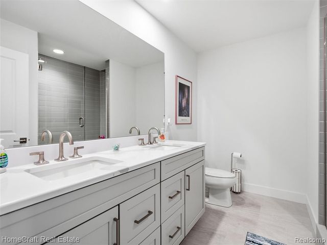 9880 Firwood, Plymouth, MI 48170