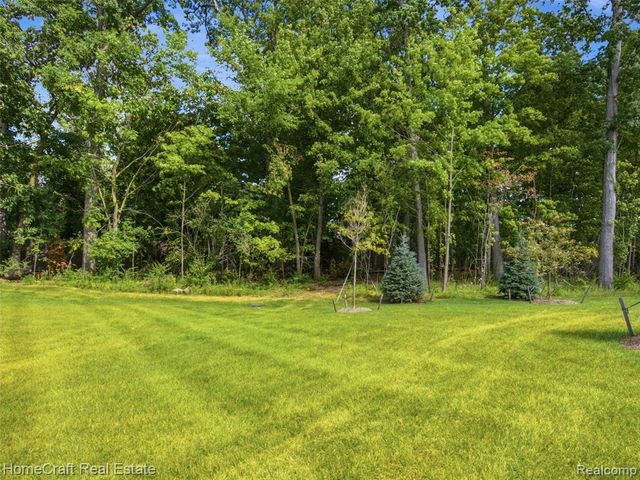 9880 Firwood, Plymouth, MI 48170